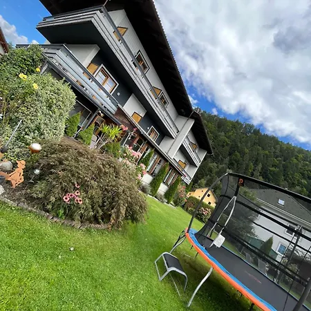Pension Laerchenhof Guest house 3*