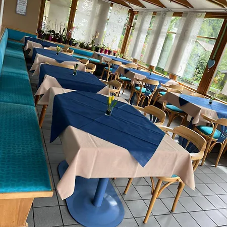 Pension Laerchenhof Guest house 3*