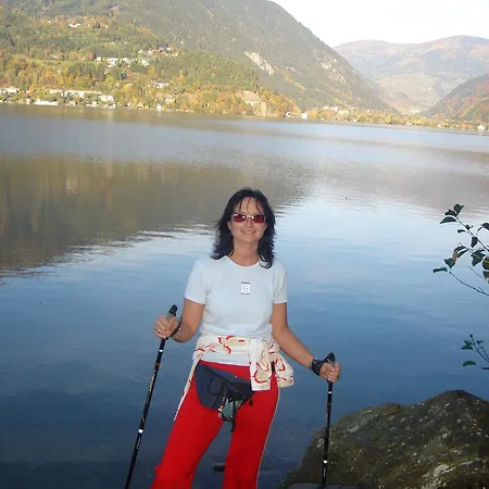 Pension Laerchenhof Guest house
