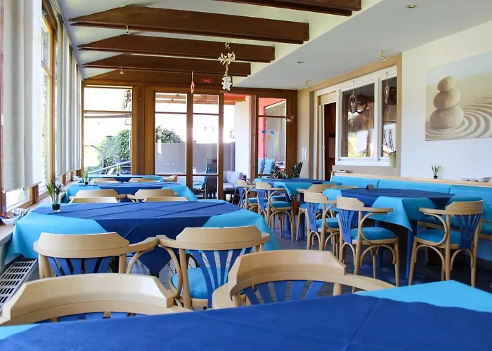 Pension Laerchenhof Guest house