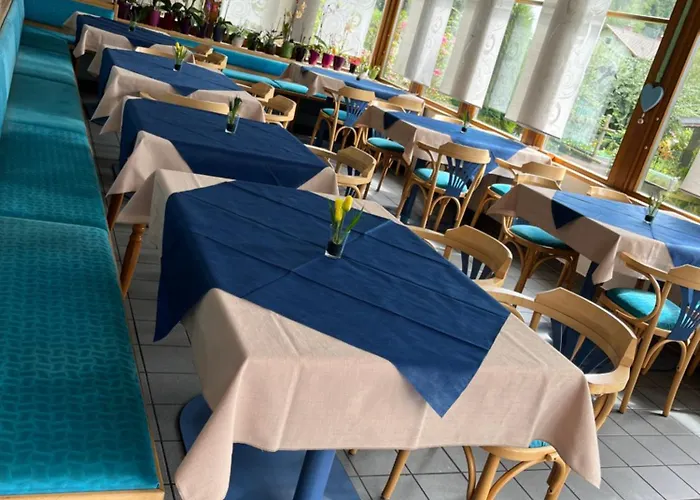 Pension Laerchenhof Guest house 3*